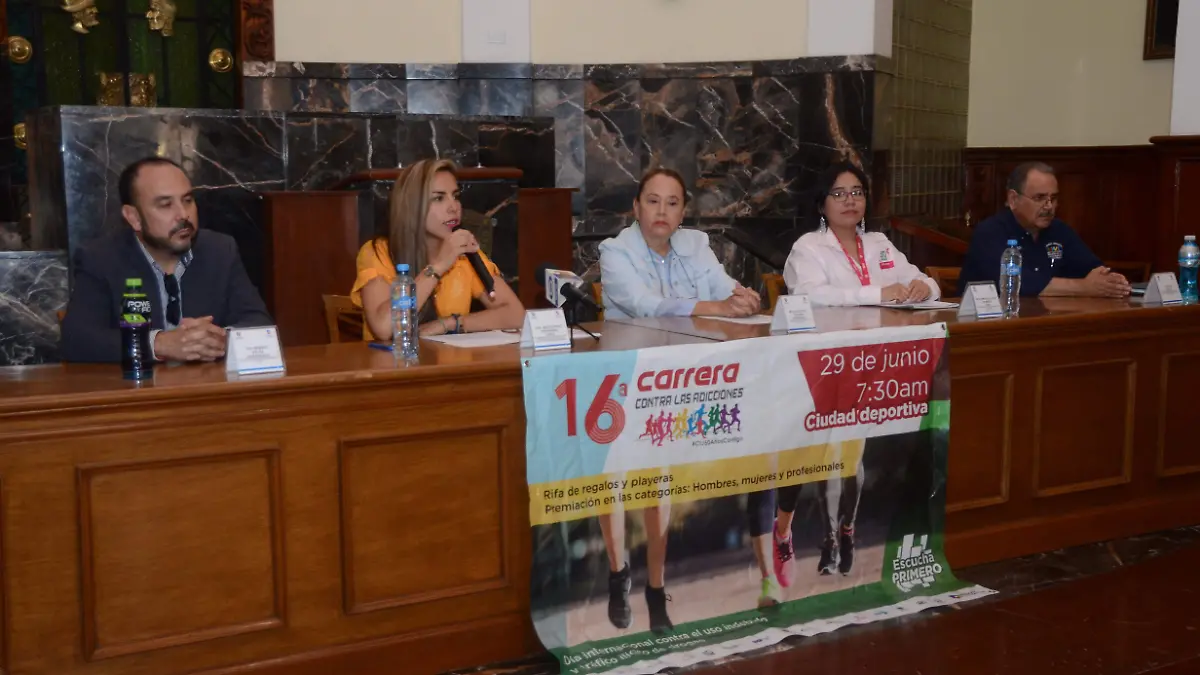 rueda de prensa carrera contra las adicciones (8)